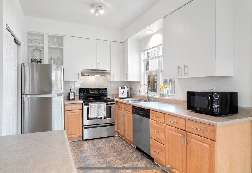 Building Photo - 4109 Westminster Pl