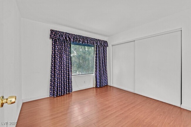 Building Photo - 4320 Gannet Cir