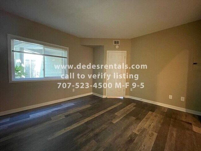 Building Photo - 2038 Stonefield Ln