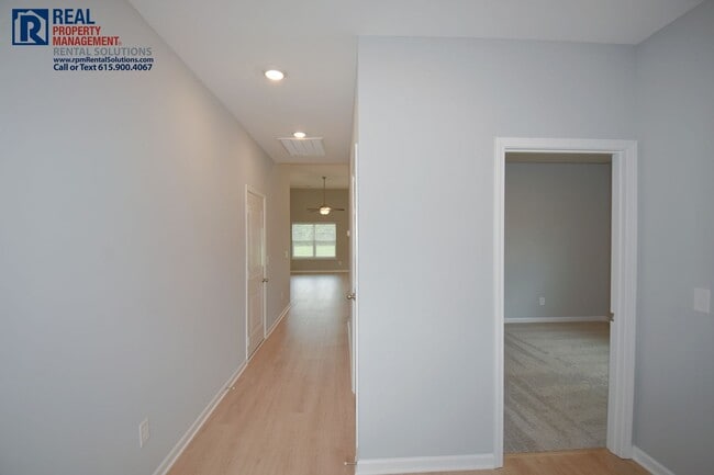 Building Photo - Beautiful 4bd home in Walter Hill! Gorgeous upgrades, attached garage and covered patio!