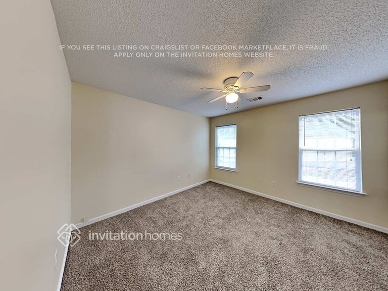 Building Photo - 204 Tulane Dr