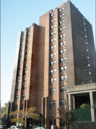 Primary Photo - Surrey Park Apartments