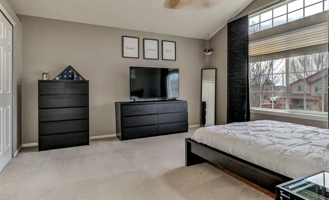 Building Photo - Beautiful Home Near Schriever SFB & Fort C...