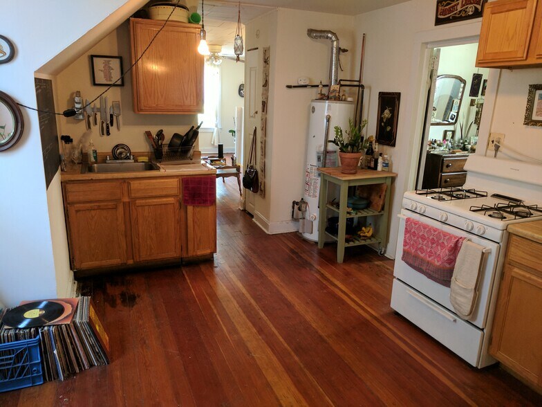 Building Photo - 2721 W Saint Georges Ct