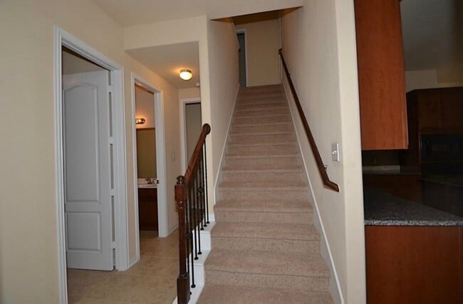 Building Photo - 7026 Belle Meadow Ln