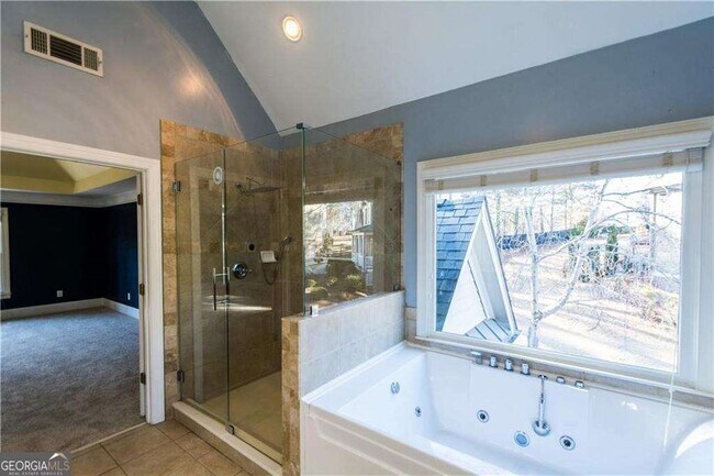 Building Photo - 8465 Bethel Ridge Ct