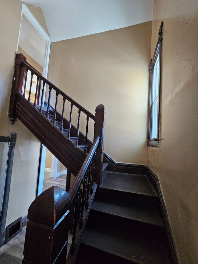 Building Photo - 1308 South Western Avenue