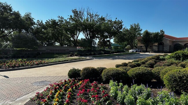 Building Photo - 12015 Concho Bay Ct