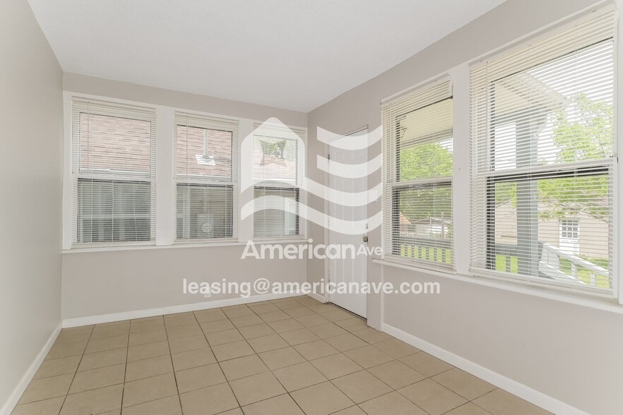 Building Photo - 6603 Crest Ave