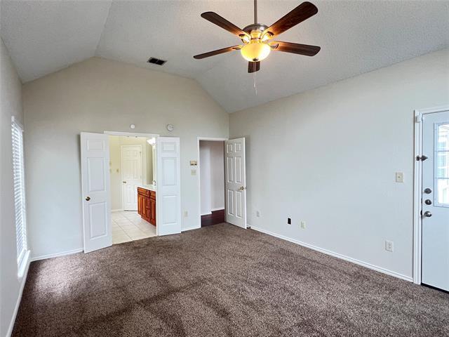 Building Photo - 723 Sumner Dr