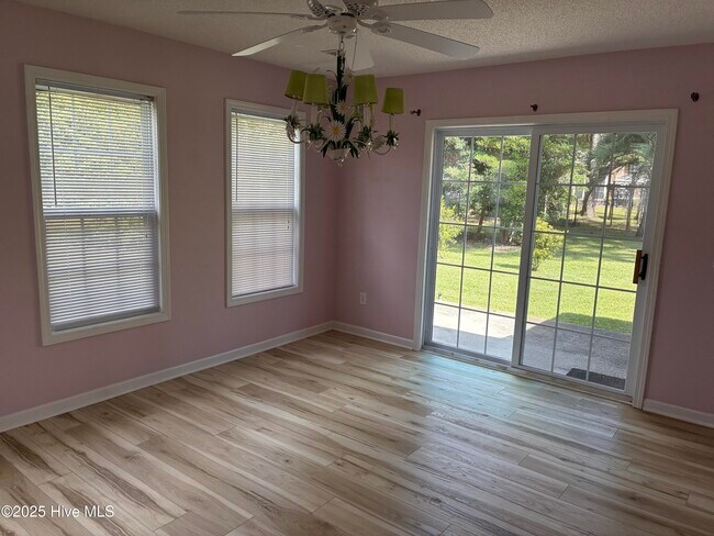 Building Photo - 17 Calabash Dr