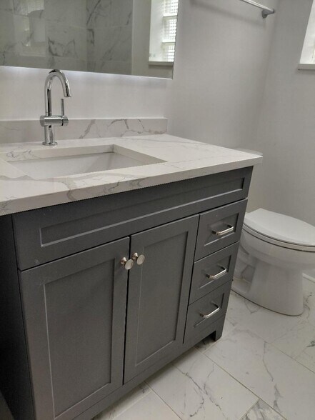 1st Floor Bathroom - 3836 Brummel St