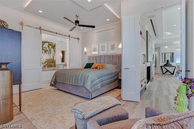Building Photo - 255 Barefoot Beach Blvd