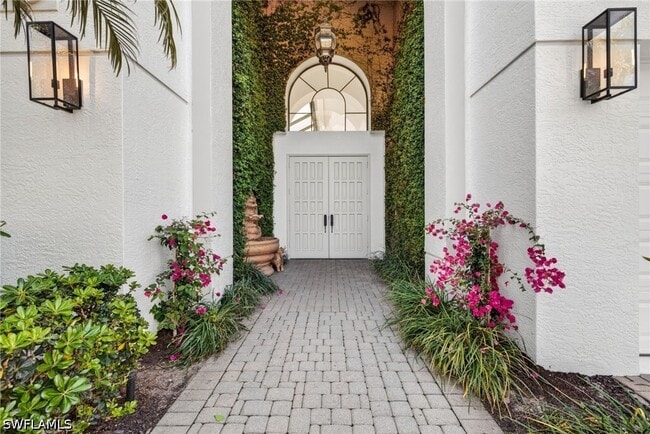 Building Photo - 3296 Lookout Ln