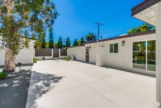 Building Photo - Charming & Upgraded San Marcos Home with P...