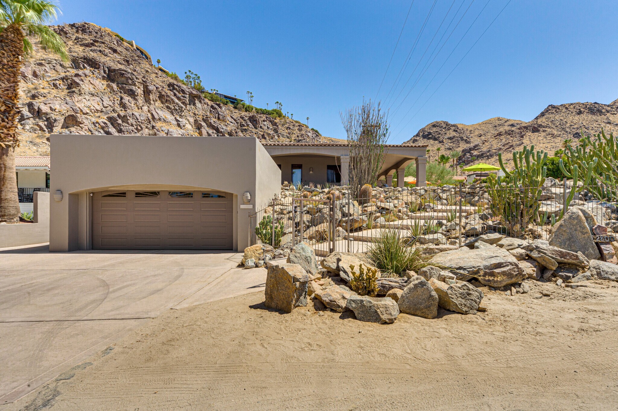 Building Photo - 2800 Cholla Pl
