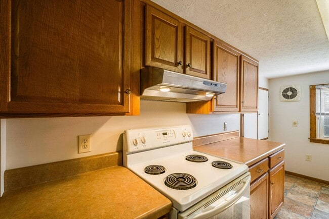 Building Photo - 1807 Orchard Ln