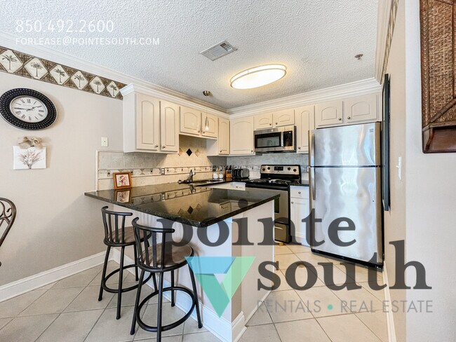 Building Photo - 13500 Sandy Key Dr