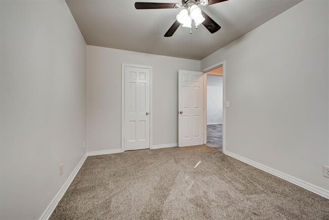 Building Photo - 1742 Carlisle Rd