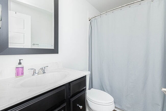 Building Photo - New 2 Bedroom Condo with Loft in Short Pump – $2,400/mo