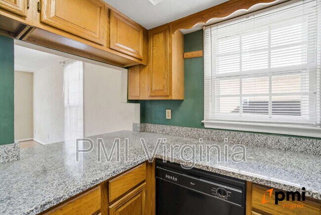 Building Photo - 1210 Stockley Gardens