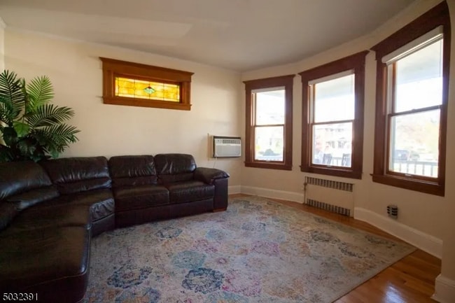 Building Photo - 76 Franklin Ave