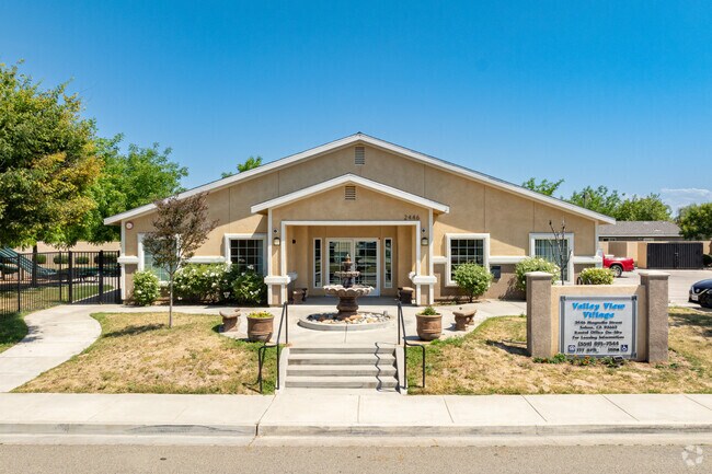 Building Entrance - Valley View Village