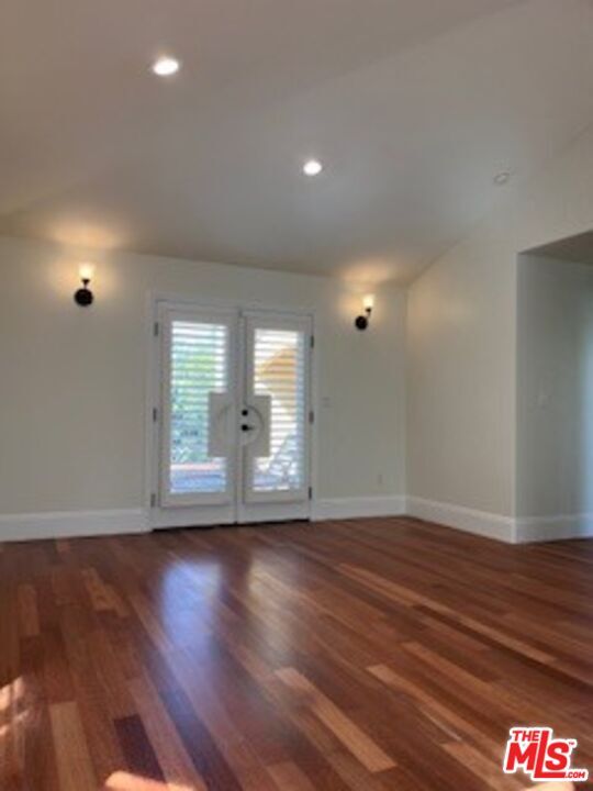 Building Photo - 8302 S Sepulveda Blvd