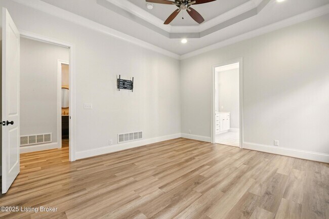 Building Photo - 6218 Mistflower Cir