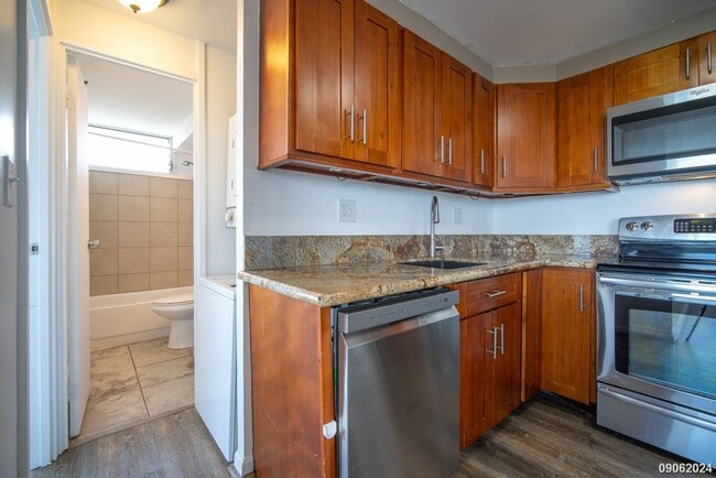 Building Photo - 2Br/2Ba/2Pkg with Beautiful Views #3601 Tower A $2550