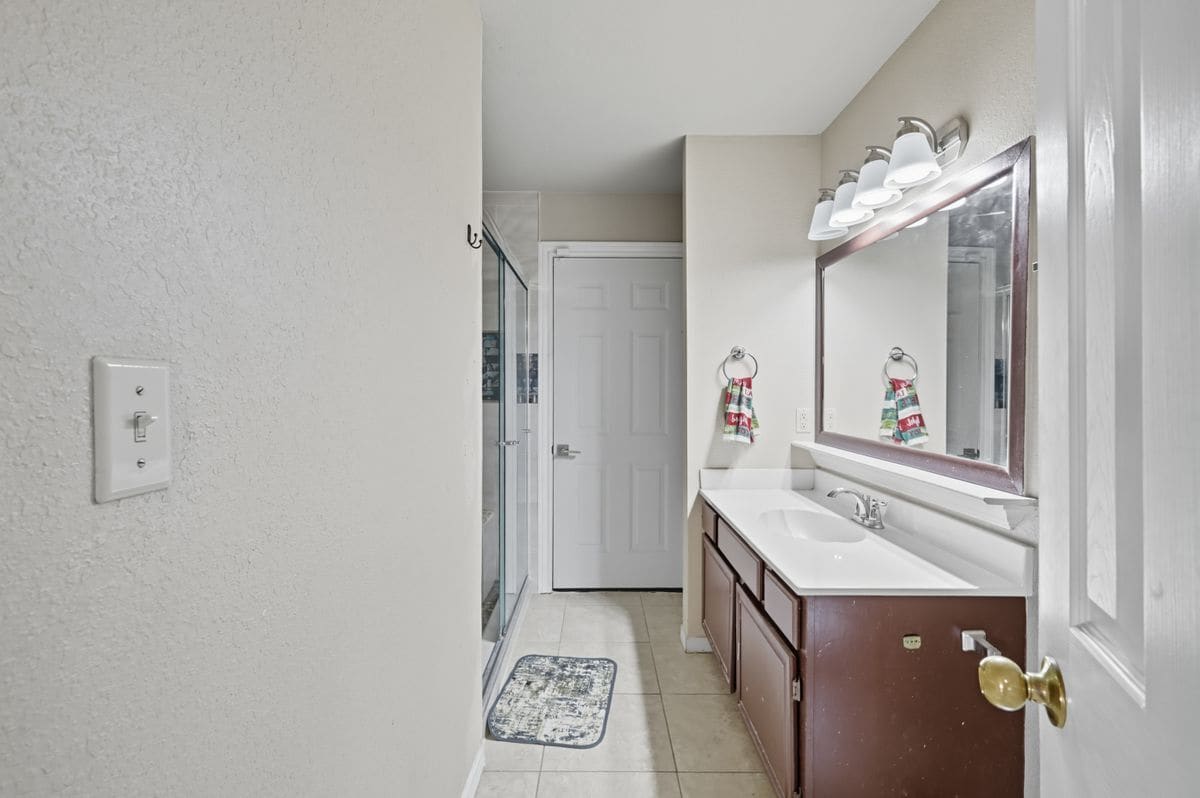 Building Photo - 1216 Velma Miles Pl