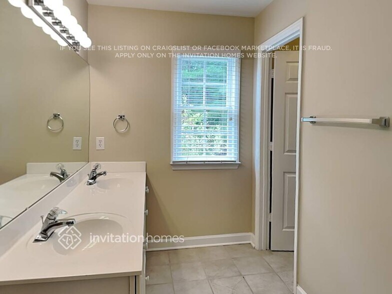 Building Photo - 401 Loblolly Dr