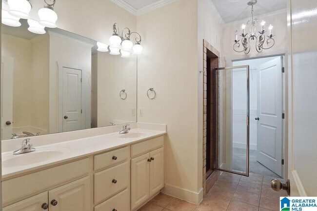 Building Photo - 2081 Eagle Ridge Dr