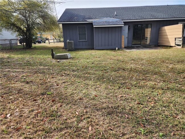 Building Photo - 116 Eulon Loop