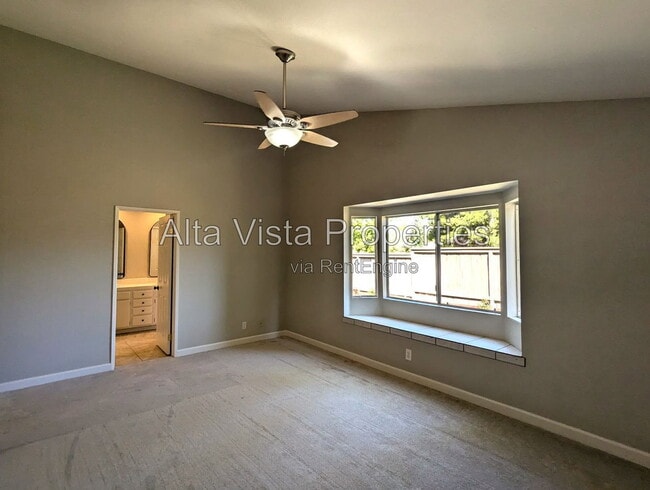 Building Photo - 1204 Rocky Point Way