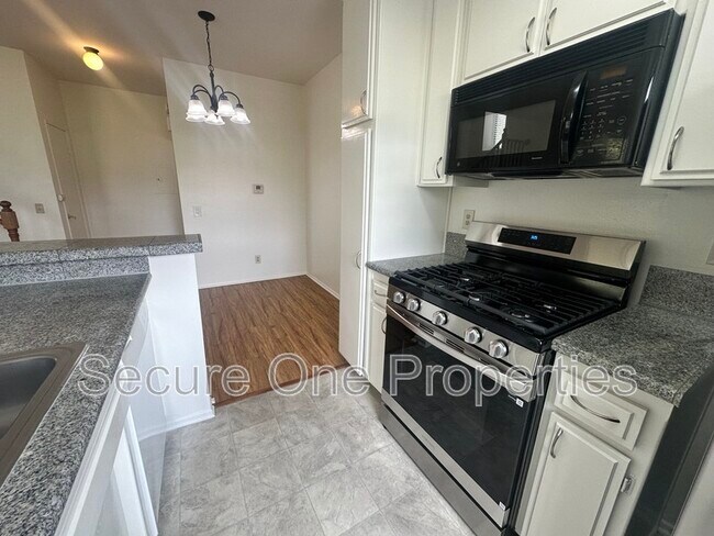 Building Photo - 86 Maegan Pl