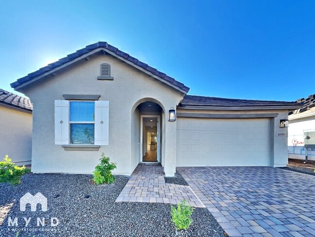 Building Photo - 9959 W Whitton Ave