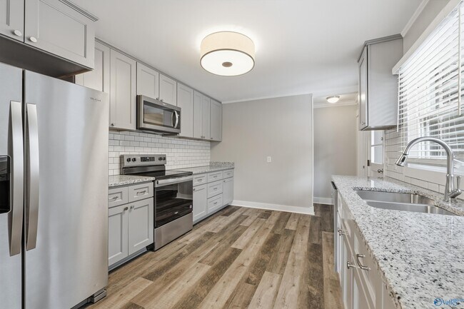 Building Photo - 1409 Blevins Gap Rd SE