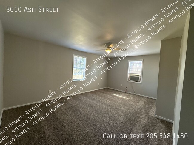 Building Photo - 3010 Ash St