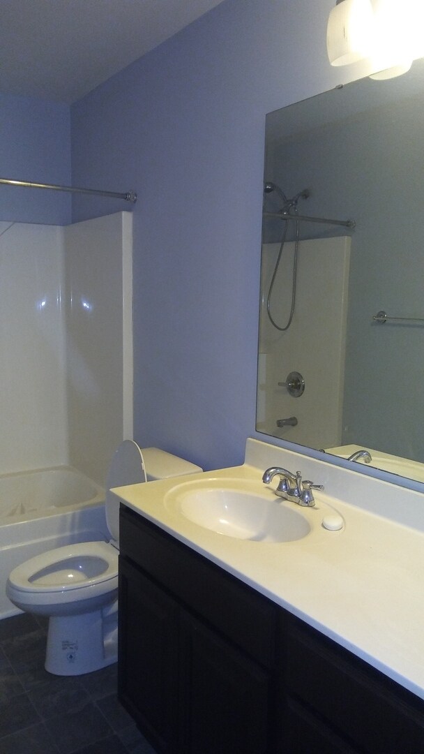 Building Photo - Large Gorgeous Home in Arrowhead