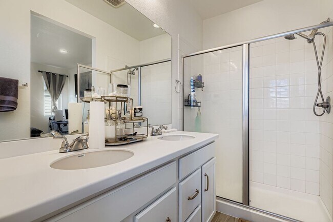 Building Photo - Beautiful Townhome- Great location off Tower Road! Low-maintenance living! (1/2 off 1st months' r...