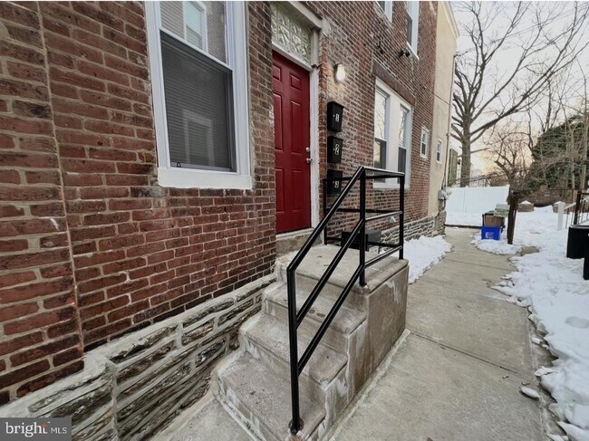 Building Photo - 2106 E Chelten Ave