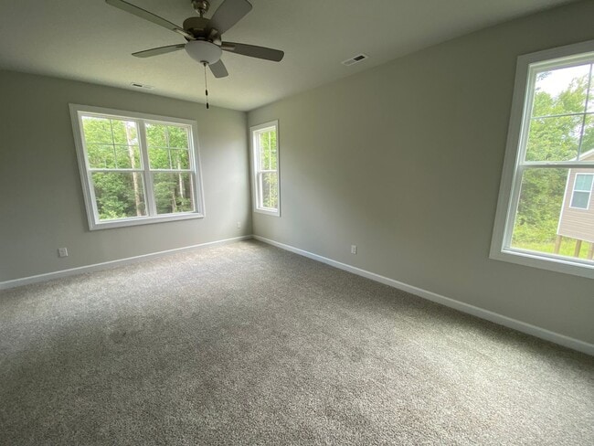 Building Photo - 255 Shallowbag Bay Ln