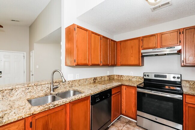 Building Photo - 11604 Stewarts Crossing Dr