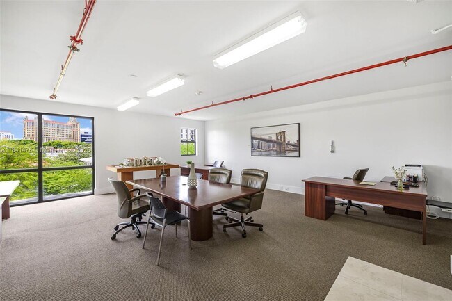 Building Photo - 1650 Galiano St