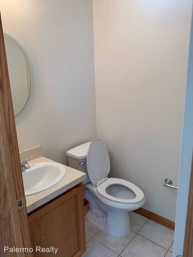 Building Photo - 4103-4181 Woodland Hills Cir