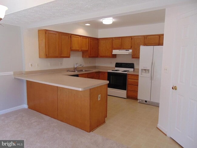 Building Photo - 10902 Coreys Way