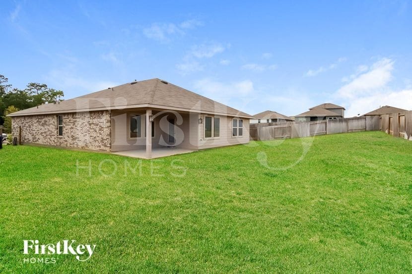 Building Photo - 14703 Night Violet Ct