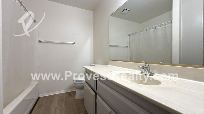 Building Photo - 14498 Amador Ct