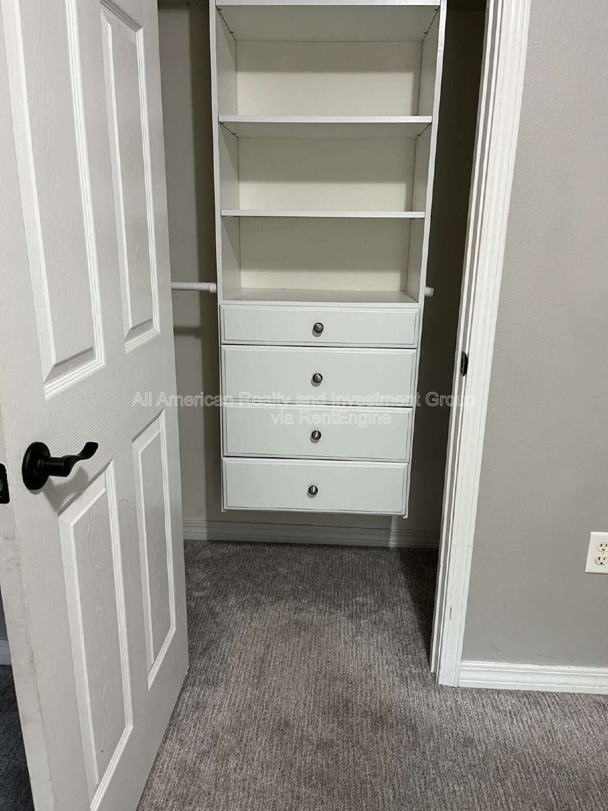 Building Photo - 917 Lajolla Ln